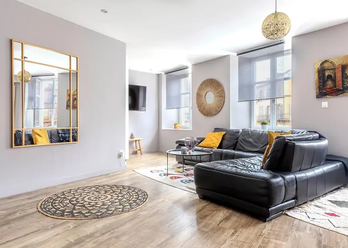 Travel Homes - Citystar - Espace Et Confort En Plein Centre, Sur-Equipe